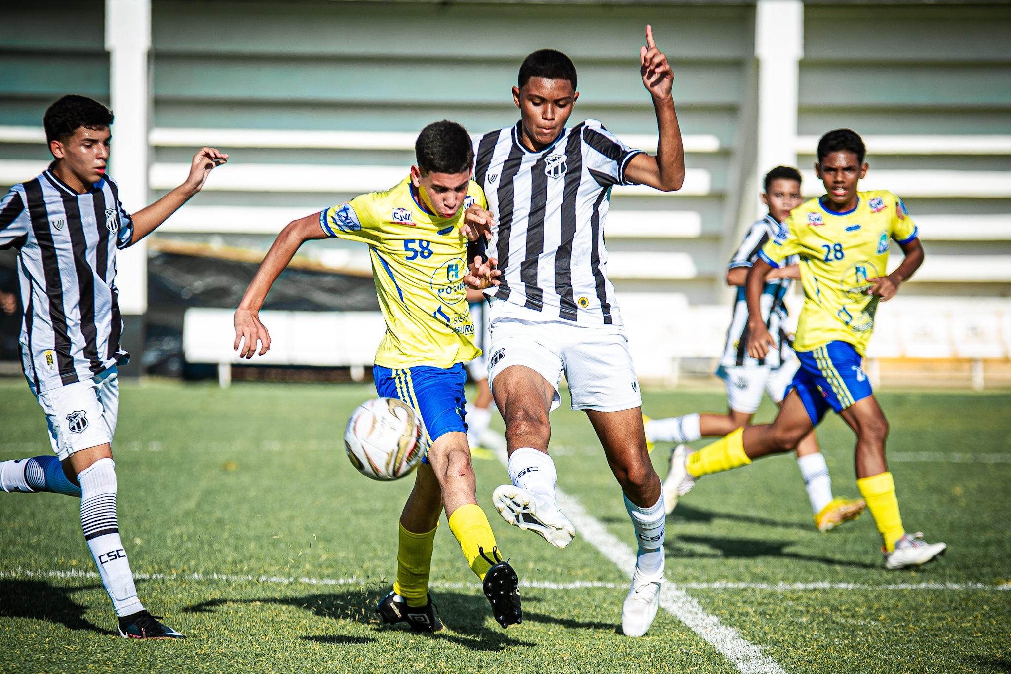 Base: Ceará vence o Projeto Semear por 3 a 0 e avança às finais da Copa Seromo de Futebol Sub-13