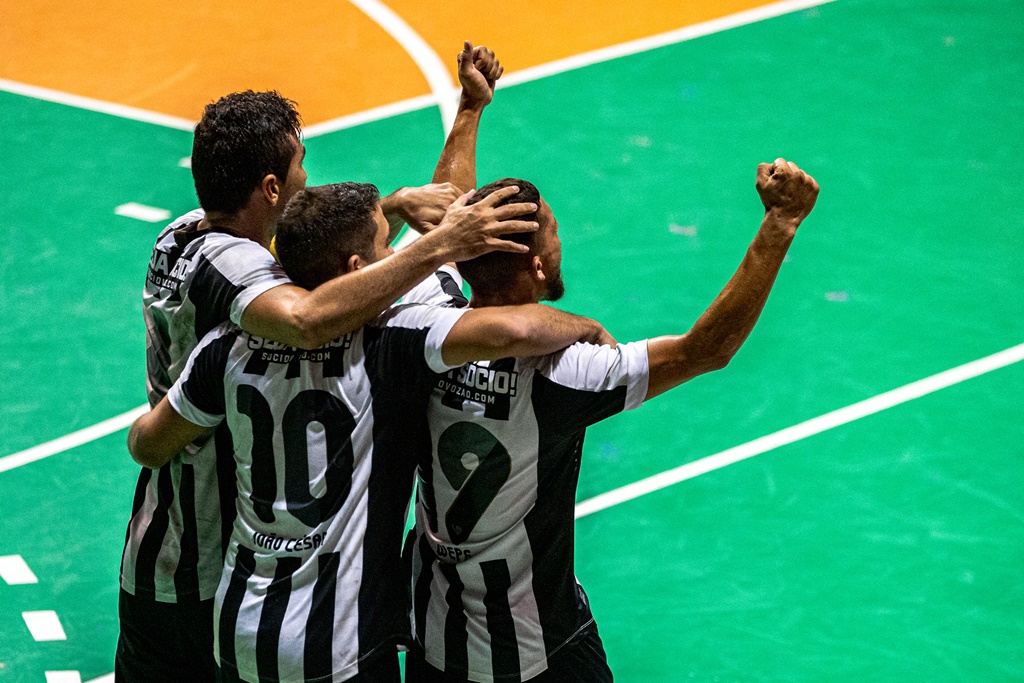 Futsal adulto: Ceará vira em cima do Pacajus e larga na frente por vaga na final do Estadual