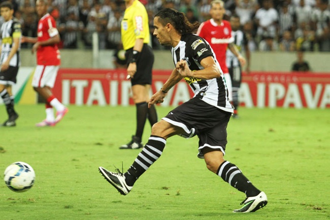 Sérgio Soares não contará com Vicente para jogo contra o Botafogo