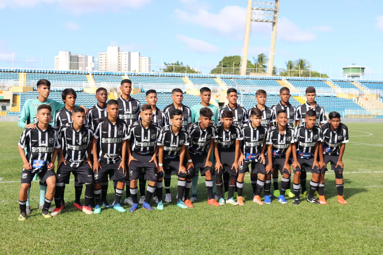 Sub-15: Invicto, Ceará vence Pague Menos por 2 a 1 e conclui fase de grupos na liderança