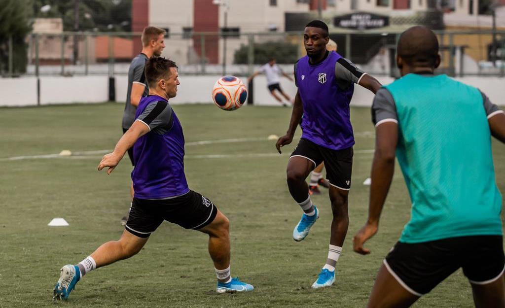 Com treinamentos em dois períodos, Vozão inicia semana de estreia da Copa do Nordeste