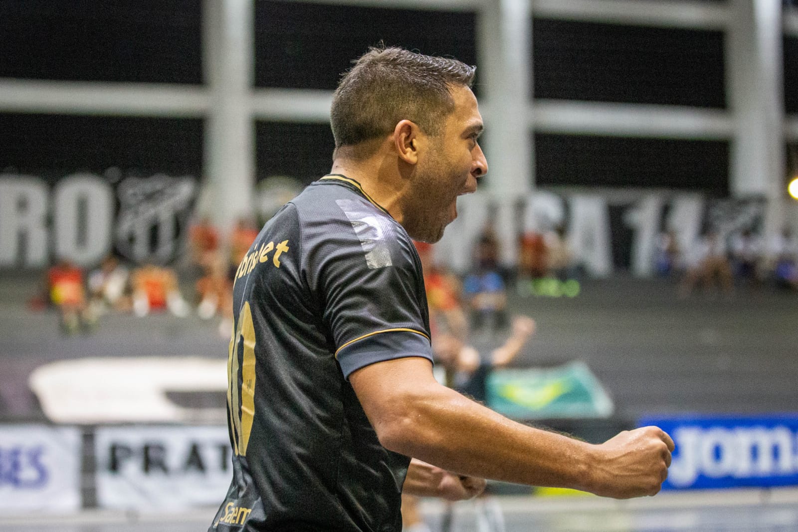 Futsal: Ceará busca empate no final do jogo de ida das quartas de final do Campeonato Cearense