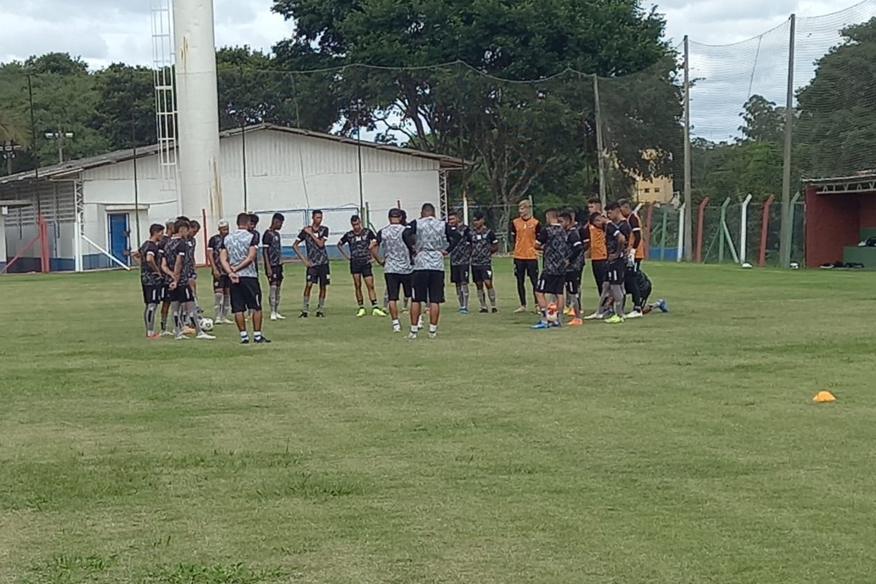 Sub-20: Ceará realiza treino apronto para estreia pela Copinha