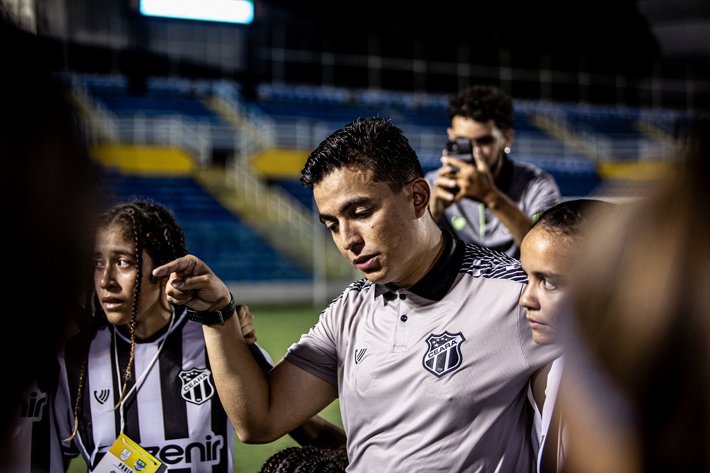 Fut. Feminino Sub-17: Comandante da equipe e campeão estadual, Felipe Soares celebra: “O sentimento é de gratidão”