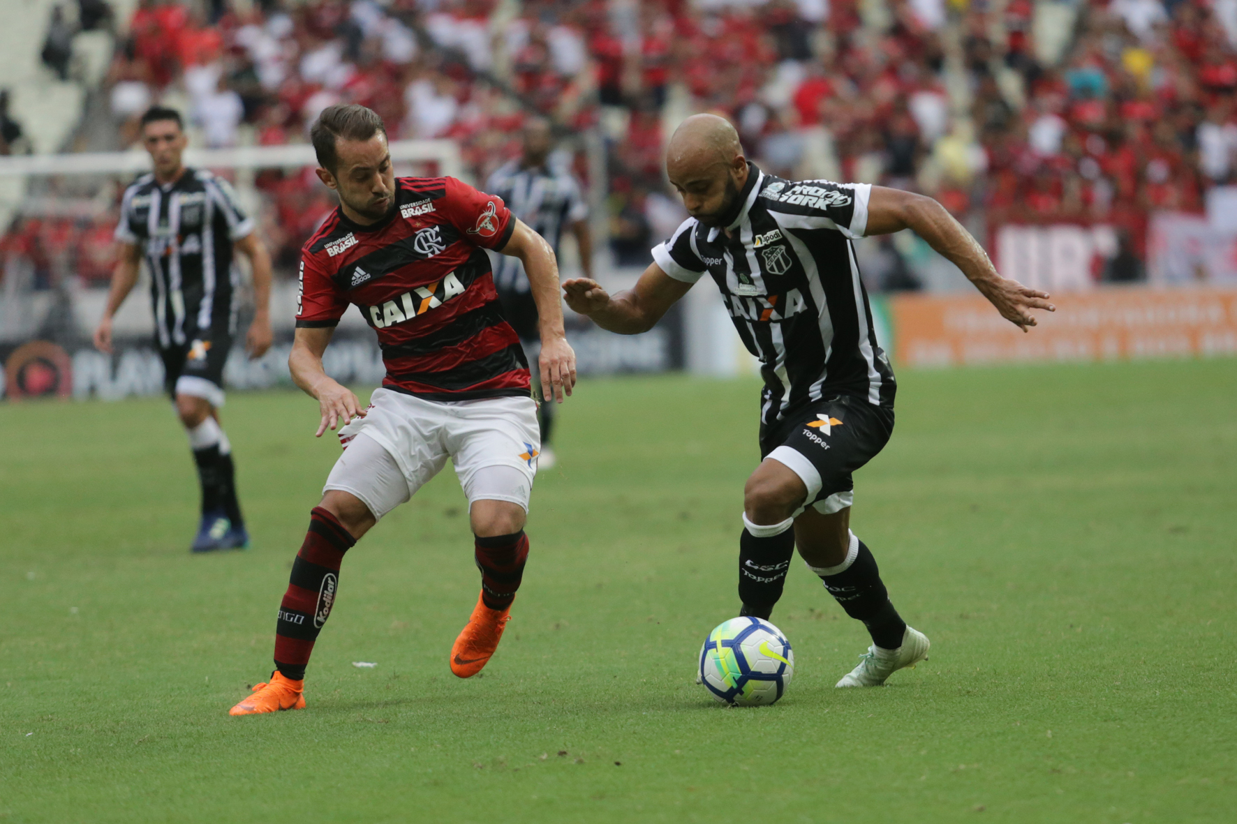 Ceará cria pouco e perde para o Flamengo na Arena Castelão
