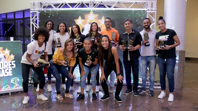 Fut Feminino: Em festa dos melhores do ano, Ceará fatura 17 prêmios individuais