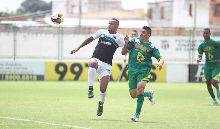 Em jogo-treino, Ceará vence Safece, no Estádio Vovozão 