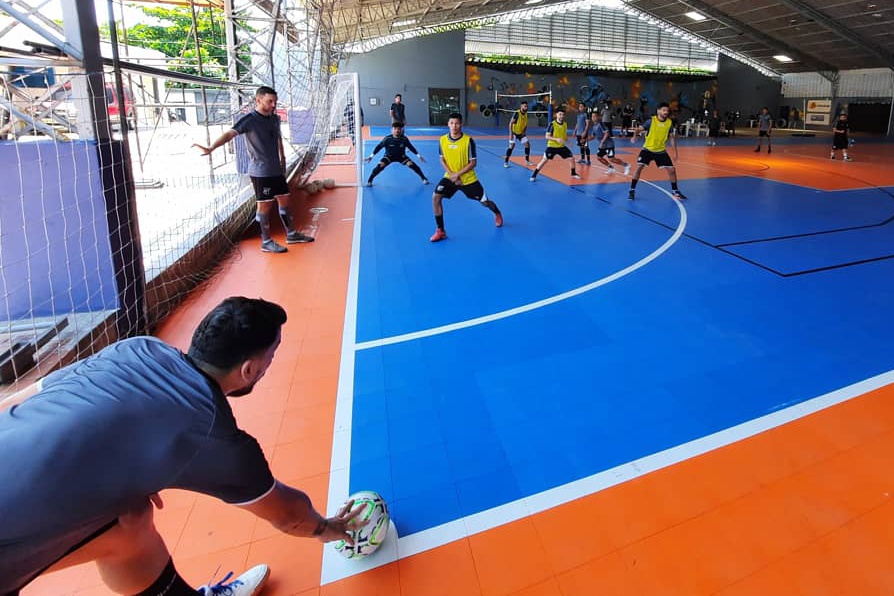 Futsal: Ceará treina em quadra com piso similar ao da final da Copa do Brasil