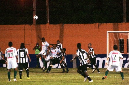 Ceará vence por 2 x 0 e garante vaga na próxima fase da Copa do BR