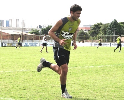 Após se recuperar de fratura, Diego Sacoman retorna ao Ceará