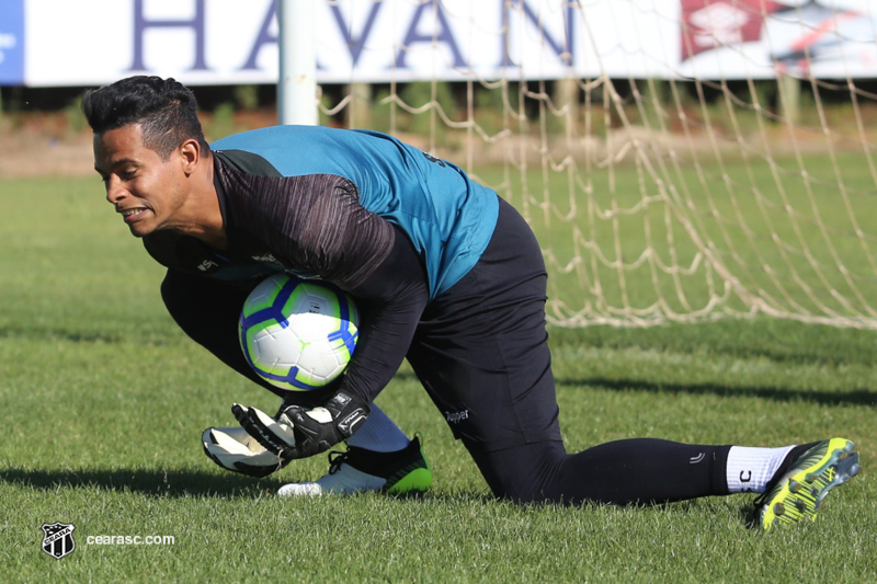 Em Porangabuçu Ceará realiza treino apronto e finaliza preparação para enfrentar o Corinthians