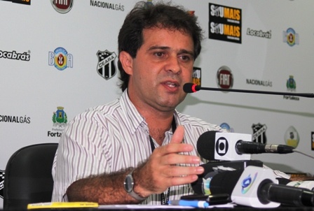 Evandro torce pelo sucesso de PC Gusmão e dá boas-vindas ao novo comandante