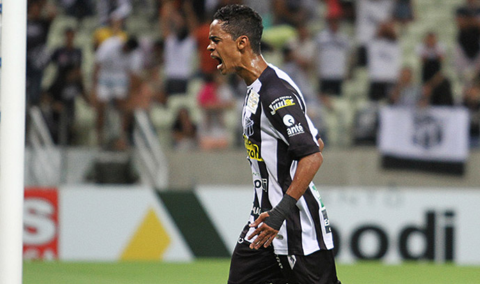 Após empate em casa, Felipe Amorim mantém vivo sonho do acesso