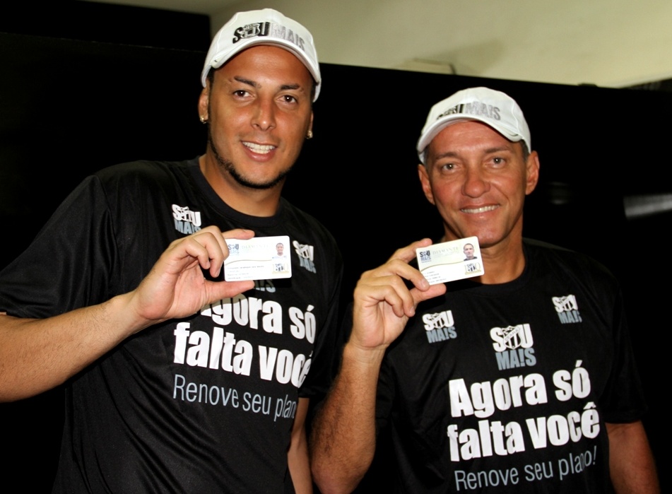 PC Gusmão e Fernando Henrique recepcionam torcedores na Loja Oficial da Barão de Studart
