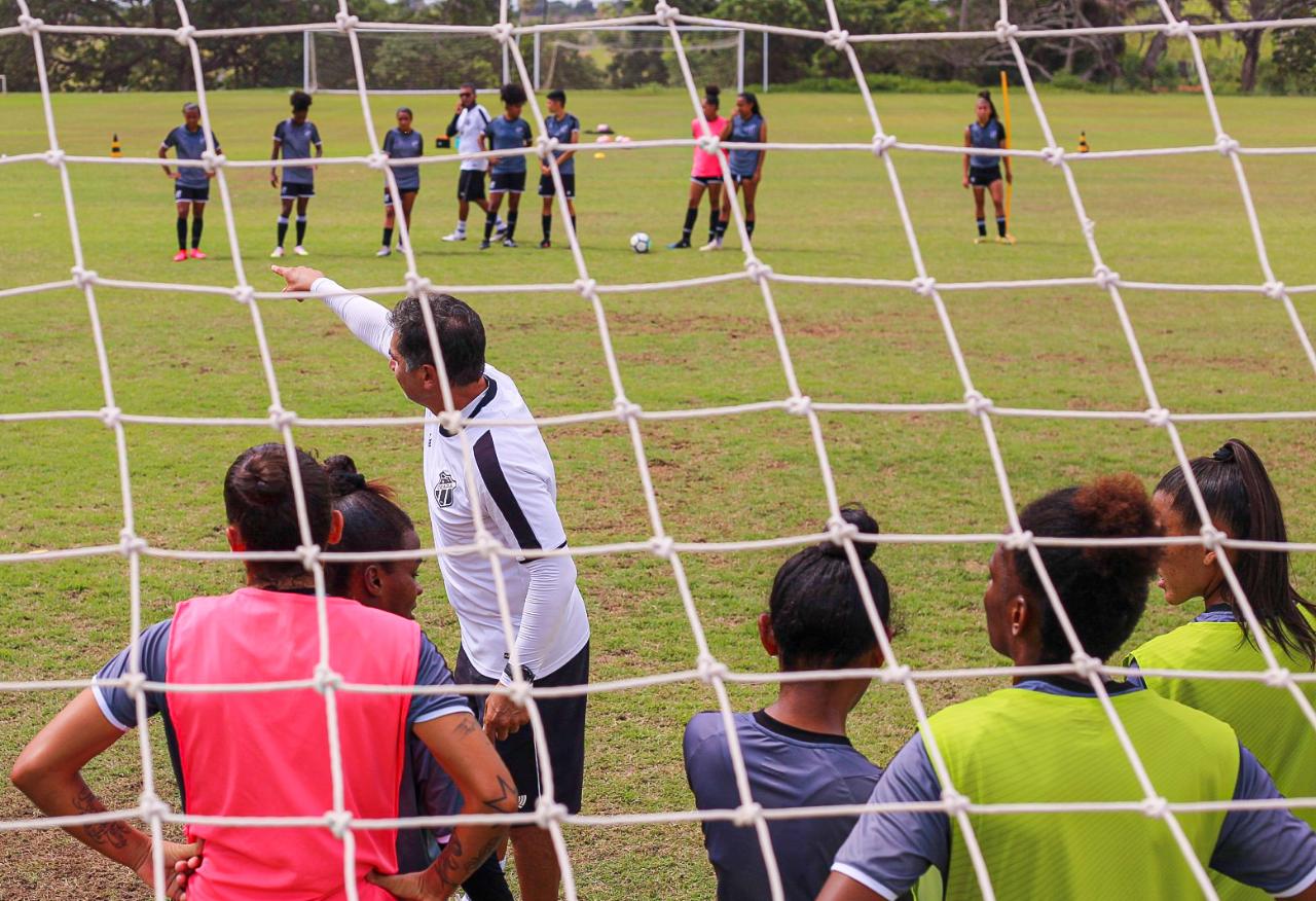 Fut.Feminino: Ceará continua preparação para decisão no Brasileiro Série A2