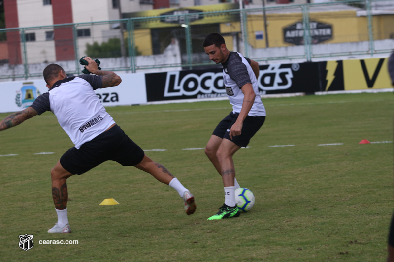No CT de Porangabuçu, Ceará se reapresenta para treinos focado no Grêmio