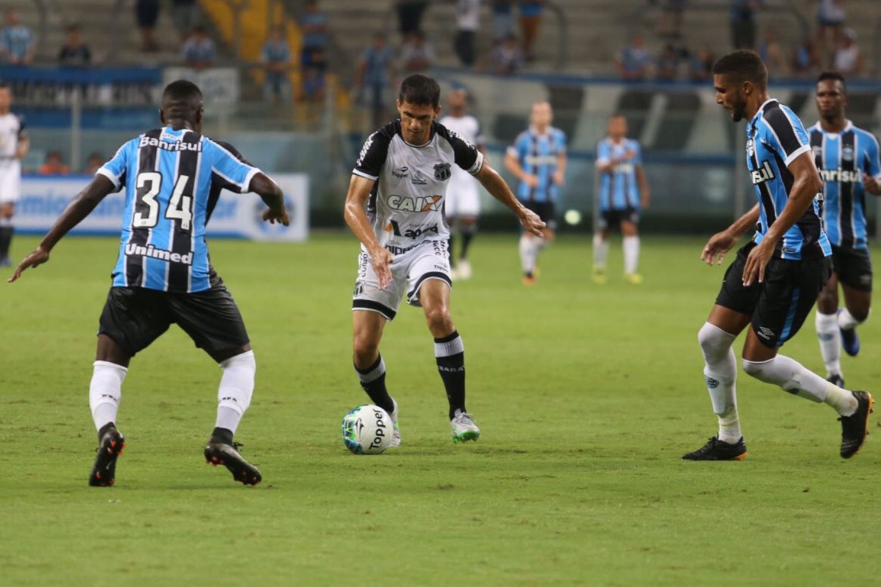 Em Porto Alegre, Ceará sai na frente com Magno Alves, mas cede empate contra o Grêmio 