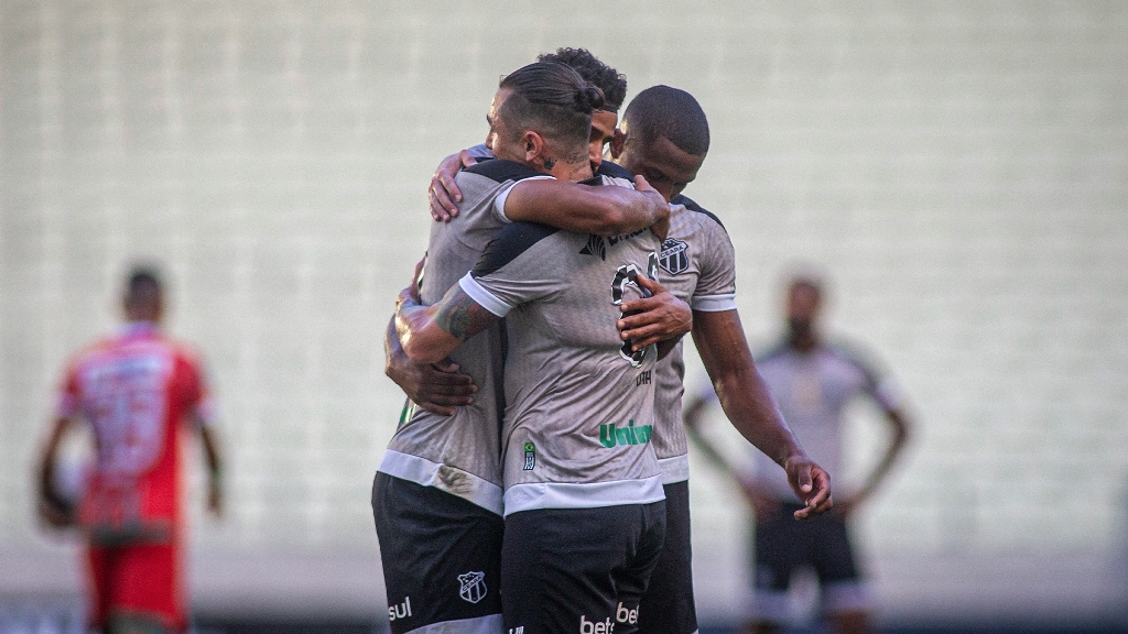Copa do Nordeste: No último jogo da primeira fase, Ceará vence o Salgueiro/PE por 3x0, na Arena Castelão