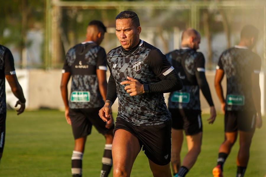 Ceará inicia preparação para partida contra o América/MG, a penúltima do Alvinegro no Brasileirão