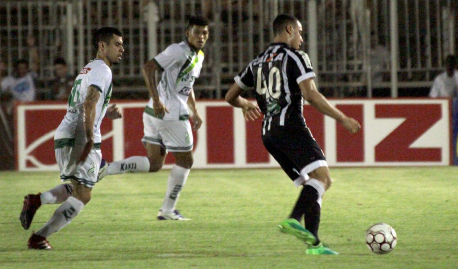 Com gol de Lima, Ceará quebra tabu e vence o Luverdense fora de casa