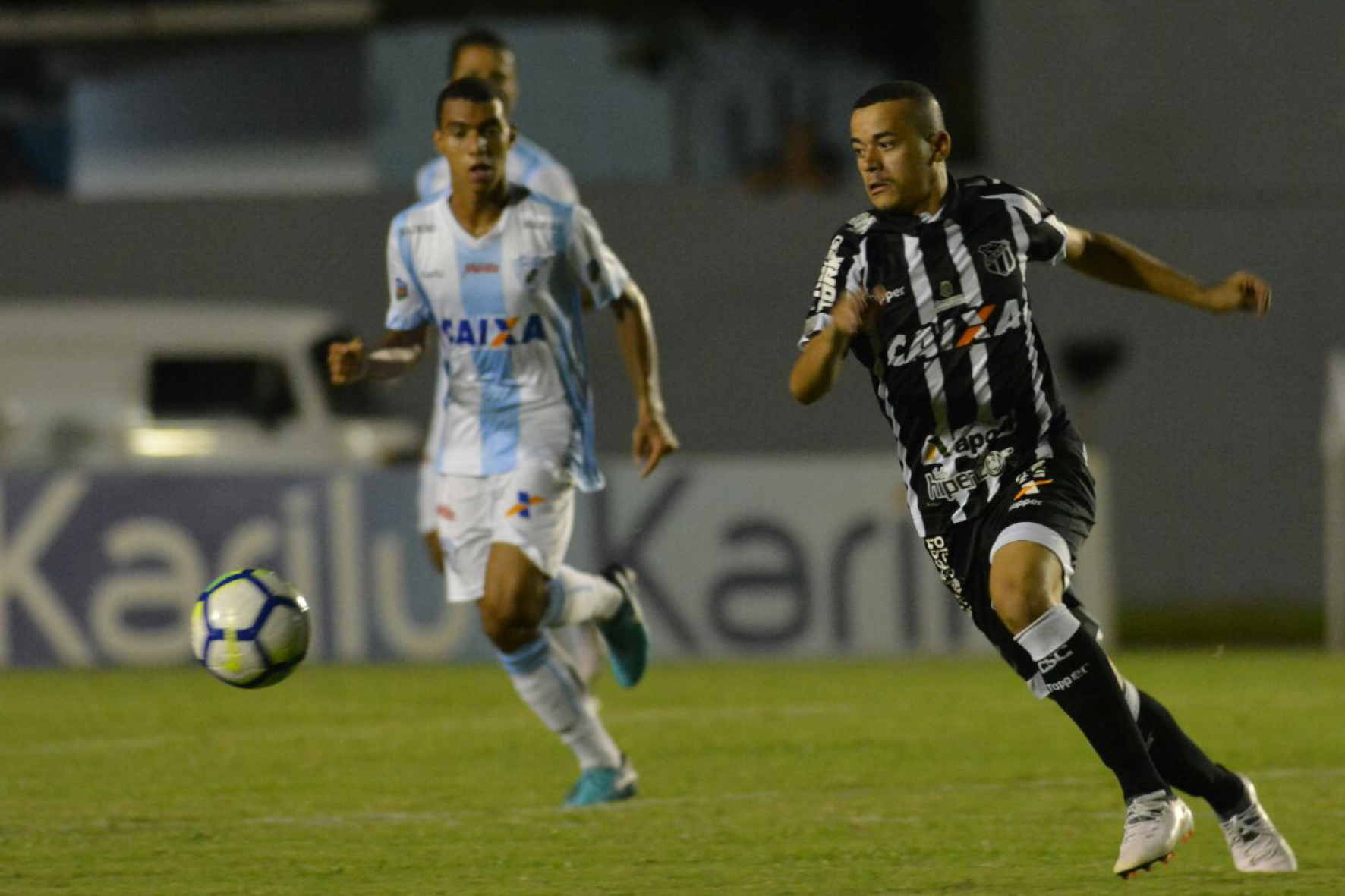 Nos acréscimos, Ceará bate o Londrina de virada e avança de fase na Copa do Brasil
