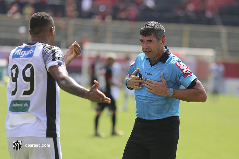 CBF divulga quadro de arbitragem para a partida entre Ceará e Santos