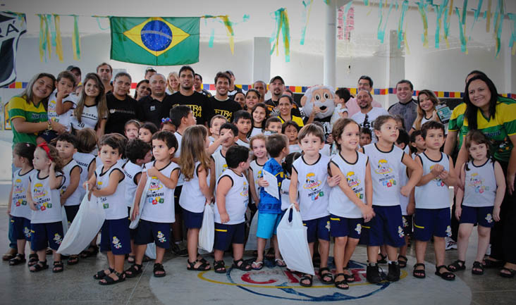 Leandro Brasília e Assisinho participaram do “Vovô vai à Escola”