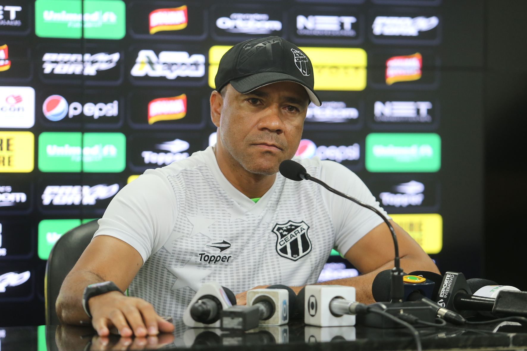 Sérgio Soares agradece ao torcedor, diretoria e anuncia saída do Ceará