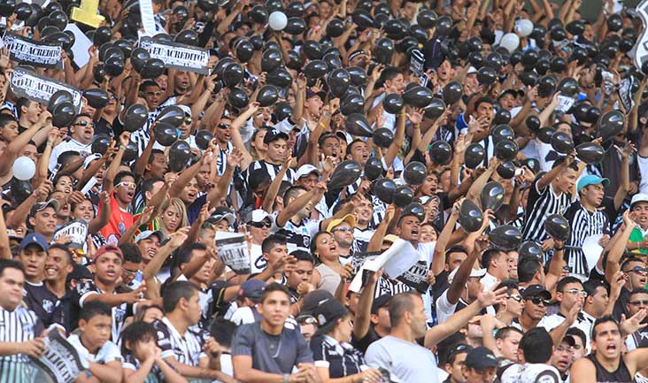 Continua a venda de ingressos para Ceará x Vitória