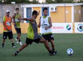Elenco finalizou os treinos antes do jogo contra Palmeiras