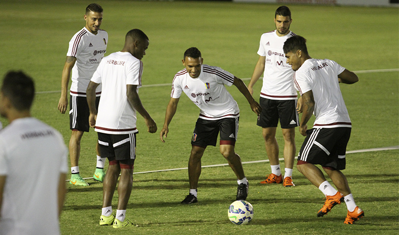 Seleção da Venezuela treinou em Porangabuçu