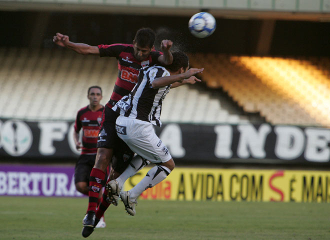 [08/08] Ceará 0 x 0 Atlético-GO - 10