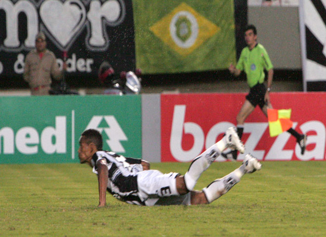 [08/08] Ceará 0 x 0 Atlético-GO - 21