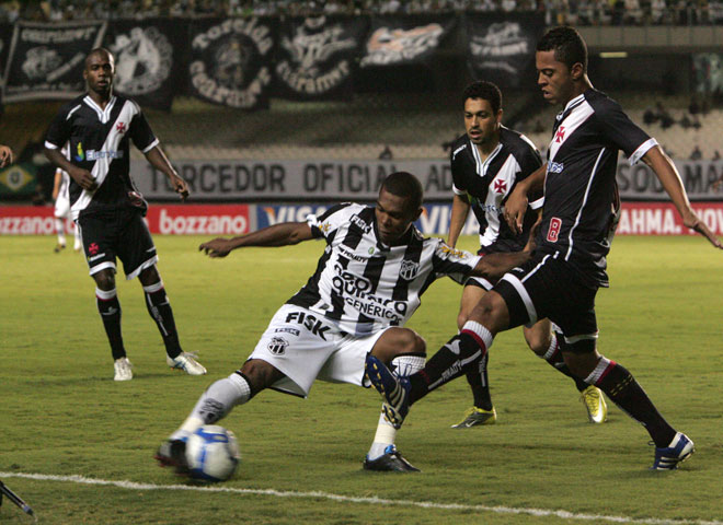 [04-09] Ceará 0 x 2 Vasco da Gama - 12