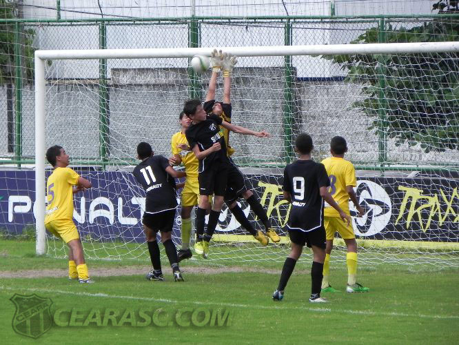 [01-05] Sub-13 - Ceará 1 x 3 Uniclinic - 10