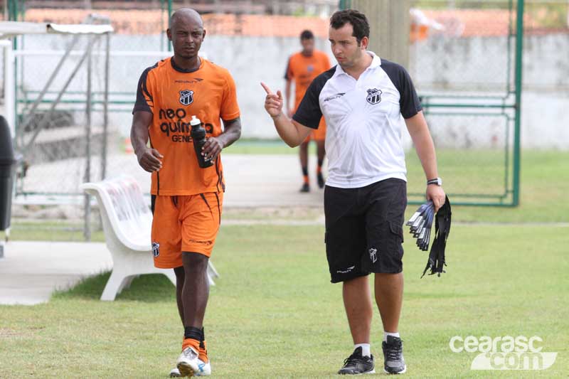 [04-01] Treino físico-técnico - 12