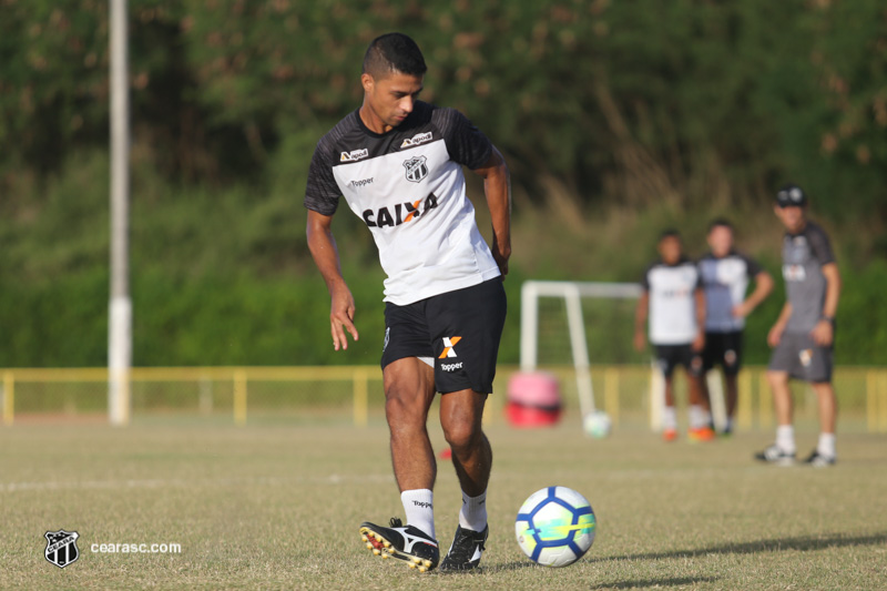 [15-11-2018] Treino Tecnico Tatico - CT do Vitória - 27