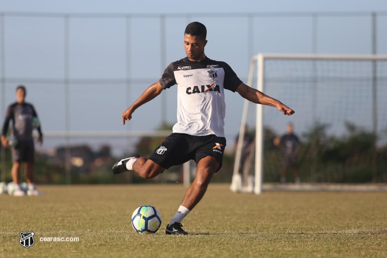 [15-11-2018] Treino Tecnico Tatico - CT do Vitória - 28