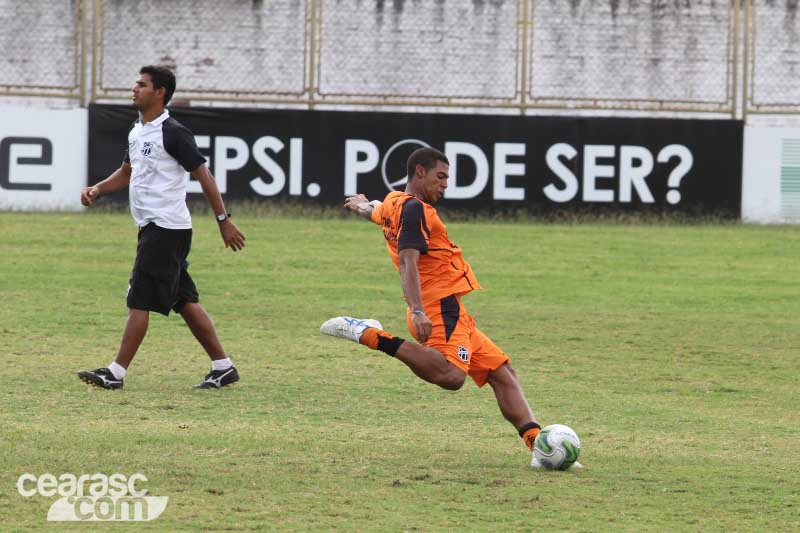 [10-01] Treino físico-técnico - 12