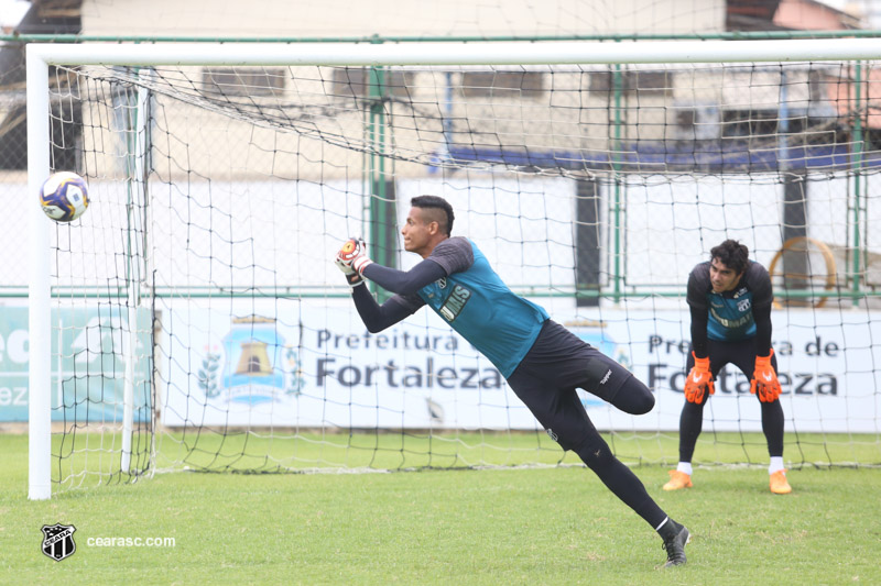 [24-01-2019] Treino Finalização  - 1