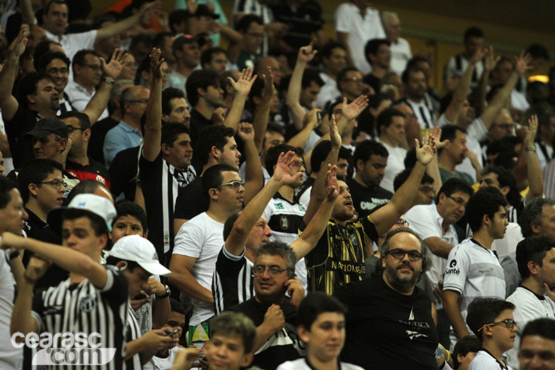 [13-08] Ceará 3 x 1  Internacional - TORCIDA - 24