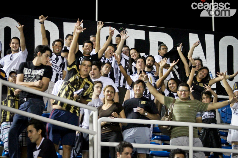 [01-02] Ceará 5 X 1 Tiradentes - TORCIDA - 21