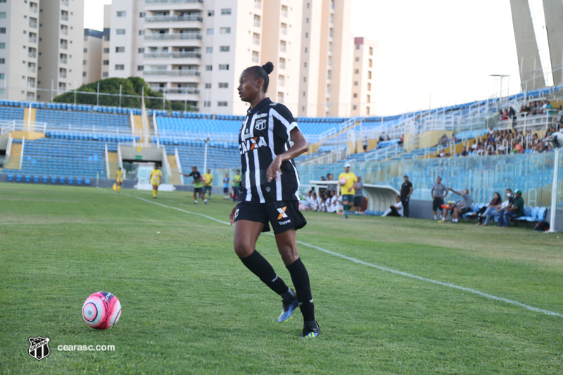 [17-11-2018] Tiradentes 2 x 2 Ceará - Feminino 01 - 5