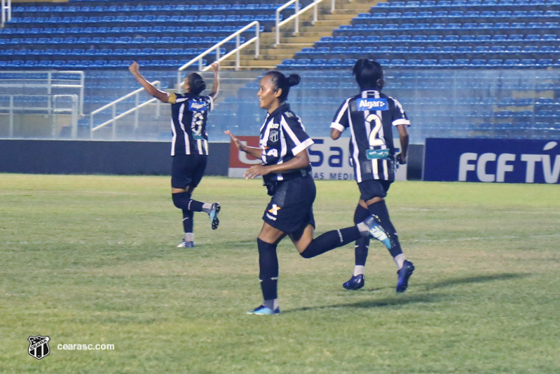 [17-11-2018] Tiradentes 2 x 2 Ceará - Feminino 01 - 20