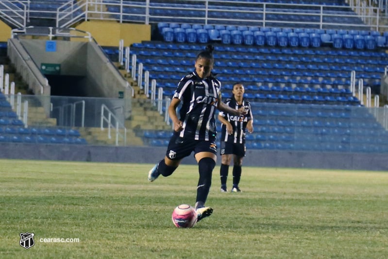 [17-11-2018] Tiradentes 2 x 2 Ceará - Feminino 01 - 26