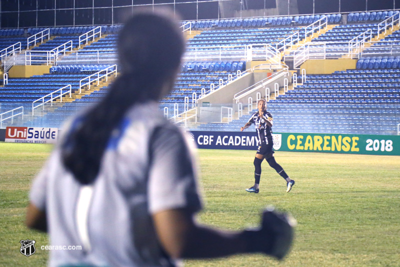 [17-11-2018] Tiradentes 2 x 2 Ceará - Feminino 02 - 2