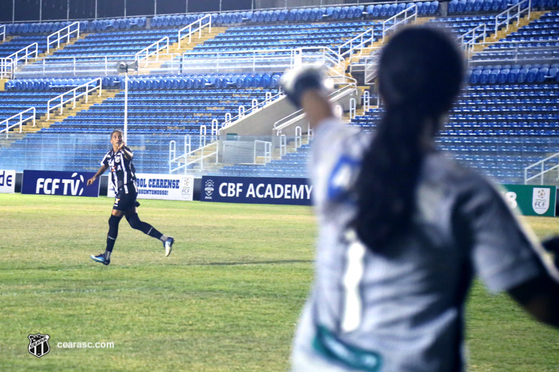 [17-11-2018] Tiradentes 2 x 2 Ceará - Feminino 02 - 3