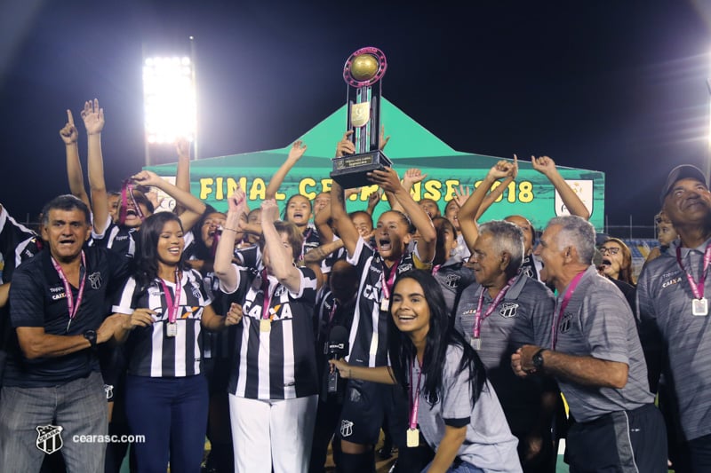 [17-11-2018] Tiradentes 2 x 2 Ceará - Feminino 02 - 33