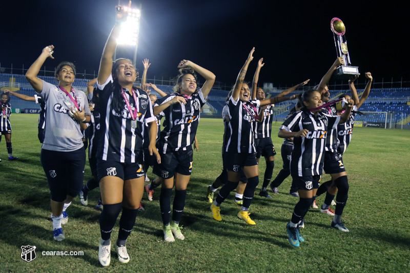 [17-11-2018] Tiradentes 2 x 2 Ceará - Feminino 02 - 35