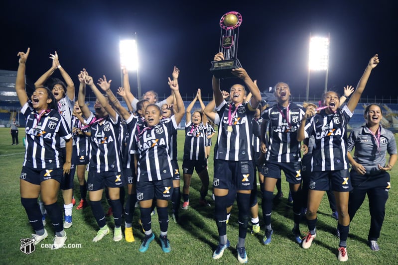 [17-11-2018] Tiradentes 2 x 2 Ceará - Feminino 02 - 38